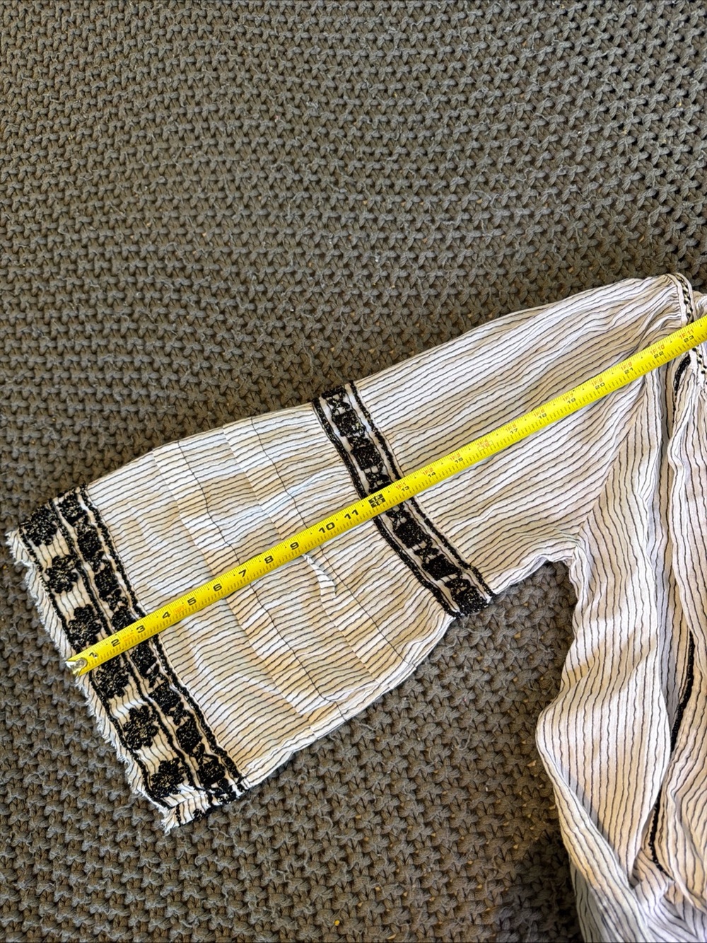 Free People Vagabond Cotton White & Black Embroidered Tunic Women Sz L Bohemian - Picture 10 of 13